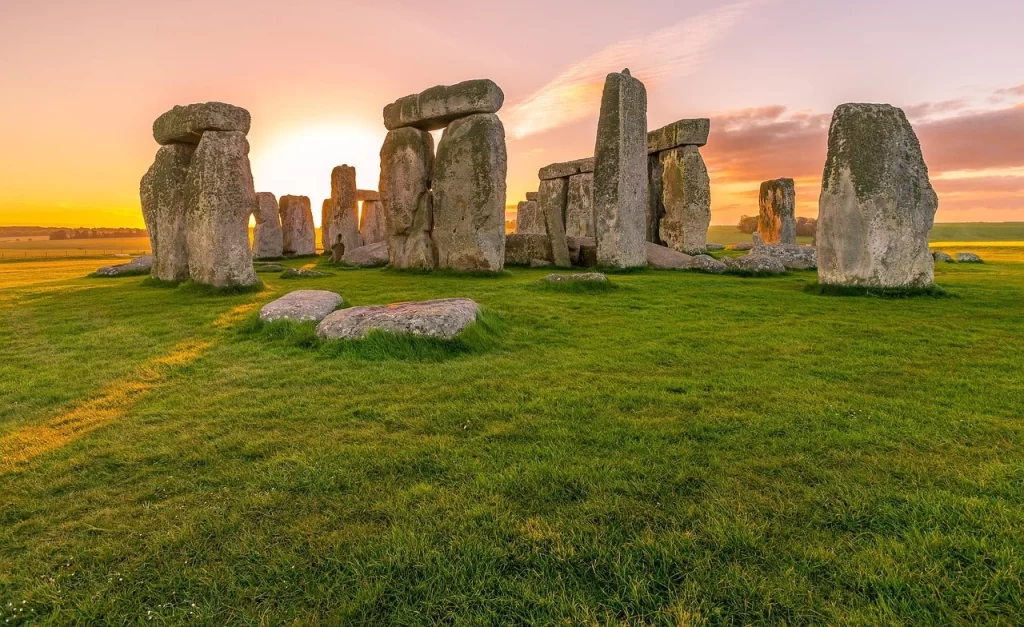 Curiosidades-europeas-descubriendo-lo-inesperado-en-el-viejo-continente-stonehenge