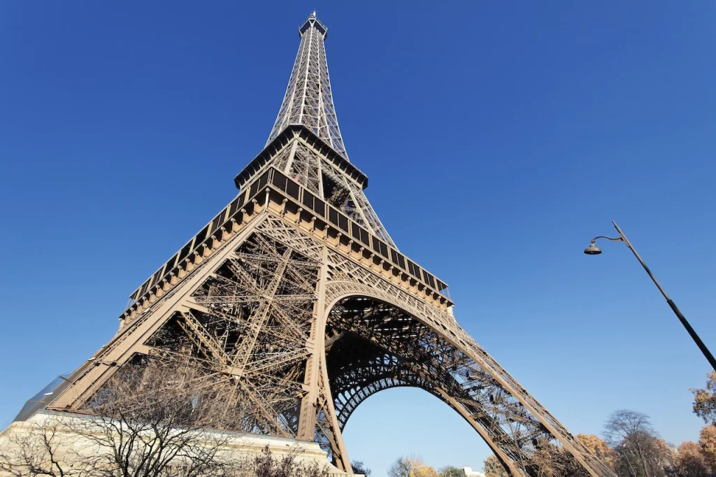 turismo-francia-torre-eiffel